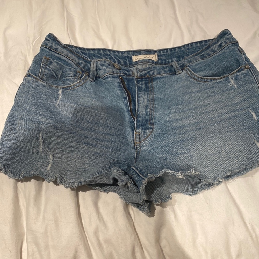 Cut off Jean shorts